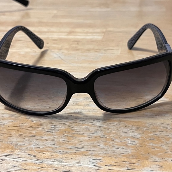 Coach Women’s Black Sunglasses White Monogram Inside - Picture 3 of 8